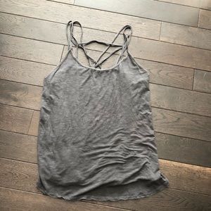 Women’s straps tank top